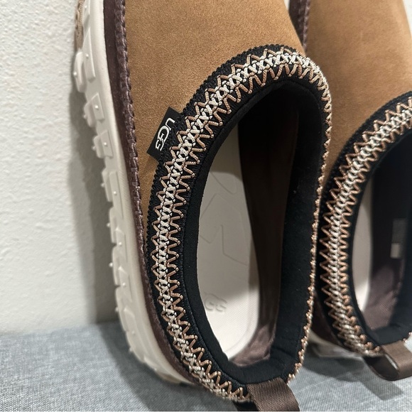 **NWOT** UGG Venture Daze Platform Slip-On Shoe main image 4